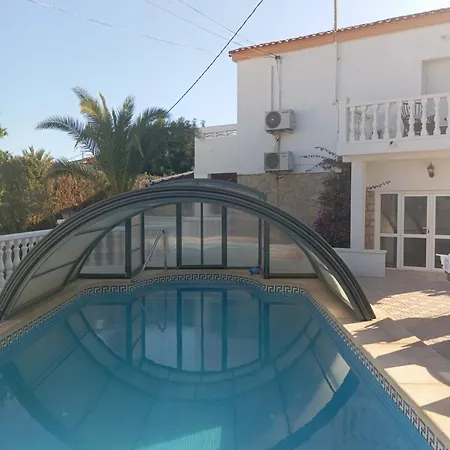 Benucia Family Guest house La Nucia
